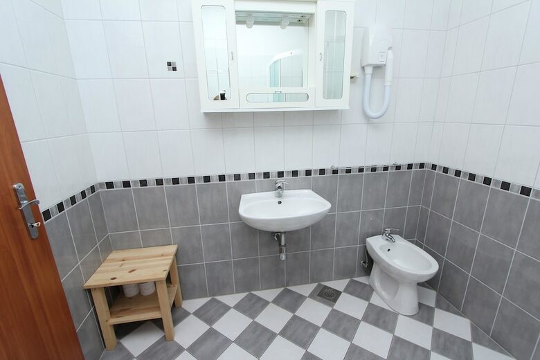 Apartments Elida