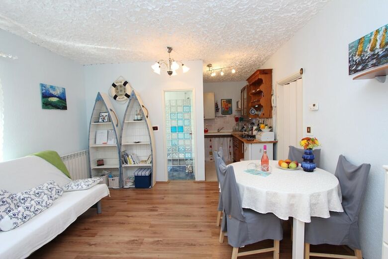 Apartments Villa Nikola