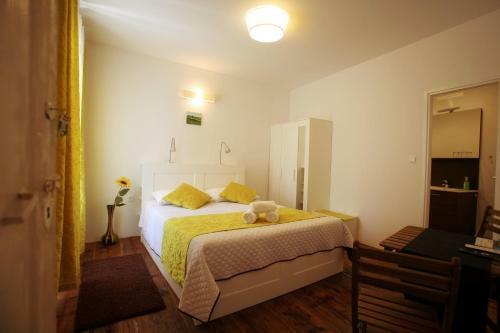 Hostal Holiday Home Bale - Valle