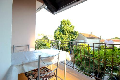 Apartments Mirta