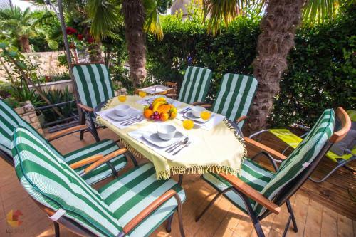 Apartments Mirta