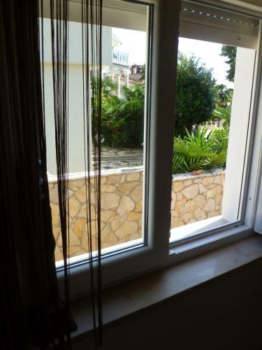 Apartments Mirta