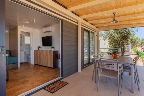 Mobile Homes Lopari