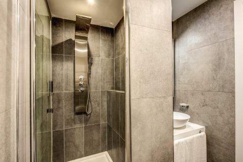 Hostal Four Rivers Suites