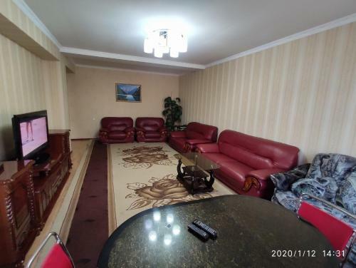 3 Room Apartment Isanova - Frunze