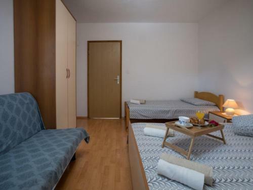 Apartments Folo