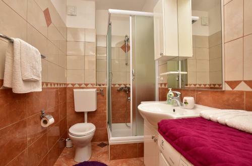 Apartments Lueti?