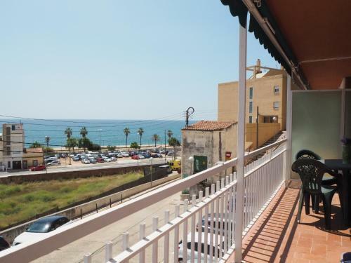 Apartamento Con Balc�n Y Vistas Al Mar. 2min Playa