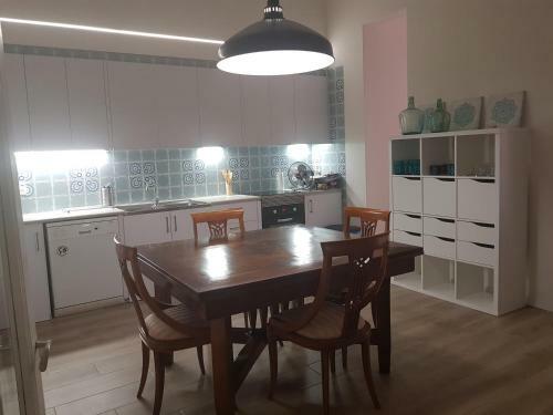 Can Peix A 100 Passes Del Mar