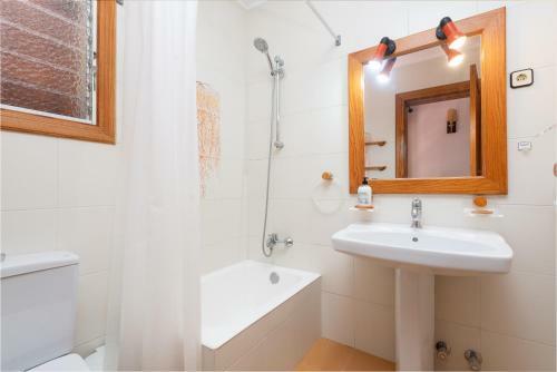 New! Villa Can Pere For 10 People With Pool And Panoramic Views