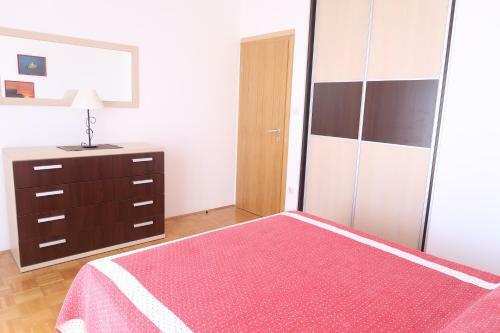 Apartments Maras