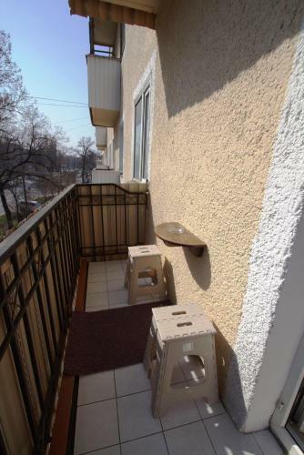 Nadezhda Apartrments Near Opera Theatre
