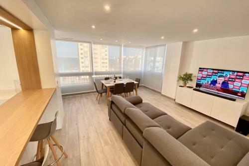 Luxury Apartment 3 Bed 2 Bath