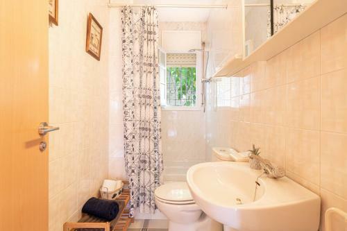House In Cambrils 1,5km From The Beach With Pool