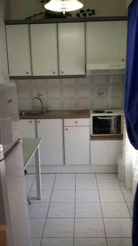 Makis Studios & Apartments
