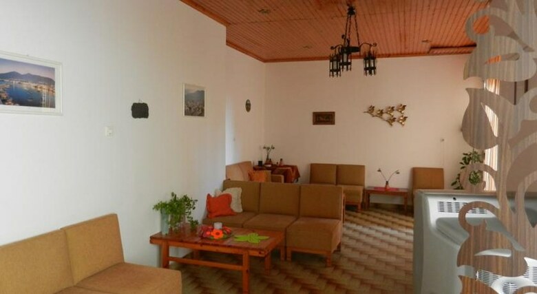 Zorbas Hotel