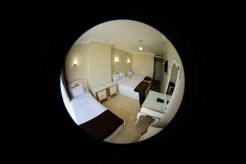 Sheref Hotel