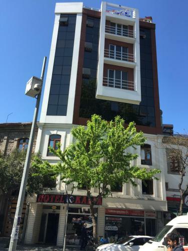 Kalfa Hotel