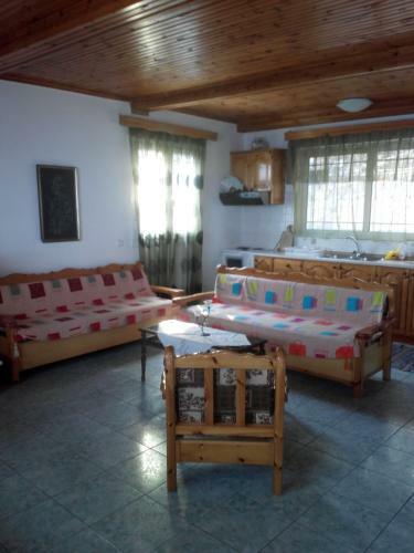 Giota & Antonia Apartments