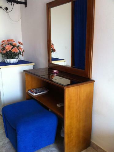 Hostal Porto Milos