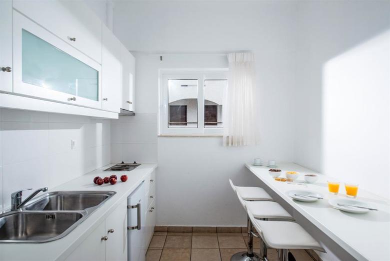 Fedra Apartments