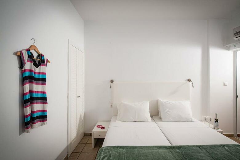 Fedra Apartments