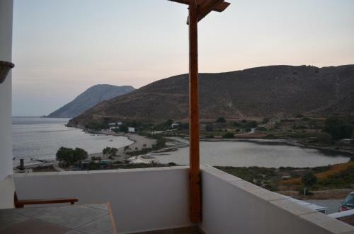 Hostal Alykes Studios