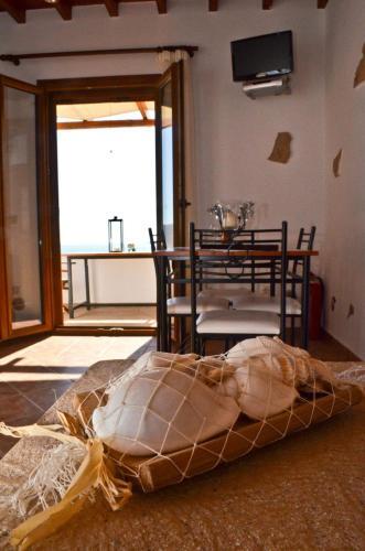 Hostal Alykes Studios