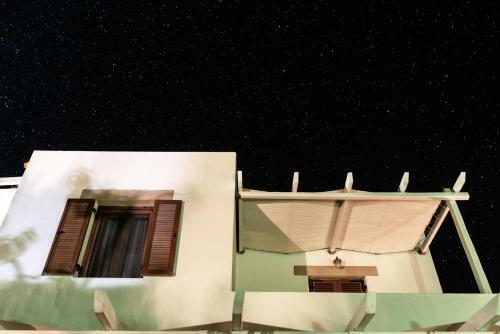 Hostal Alykes Studios