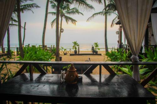 Bed & Breakfast Laughing Crow Goa