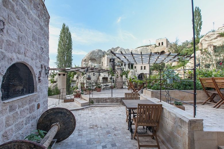 Oyku Evi Cave Hotel