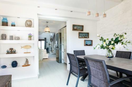 Nefeli Luxury Villas
