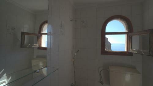 Ilingas Hotel