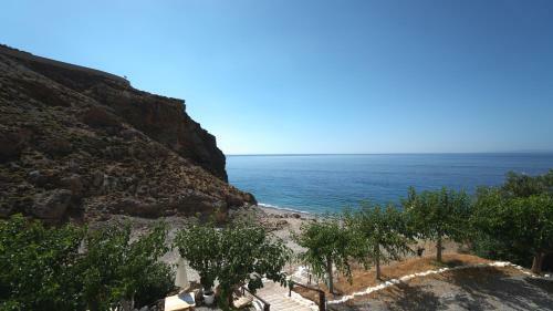 Ilingas Hotel