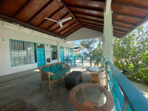 Hostal Coral Heaven Sunset View And Spa