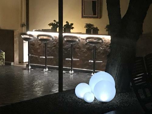 Villa Campano Mit Gro�em Pool, Tollen Garten Und Smart Tv