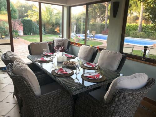 Villa Campano Mit Gro�em Pool, Tollen Garten Und Smart Tv