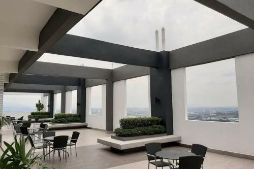 Apartamento Symphony Tower Studio # 4 With Balcony