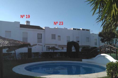 Alojamiento Con Piscina Para Grandes Grupos