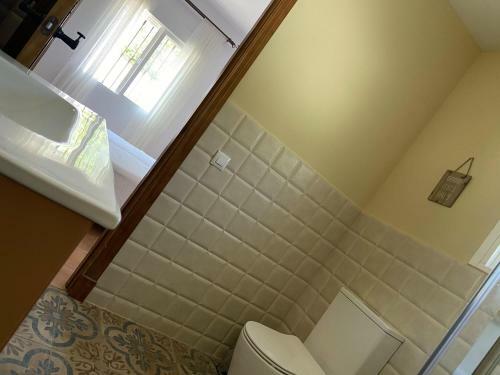 Two-bed Villa With Tropical Garden In Chiclana