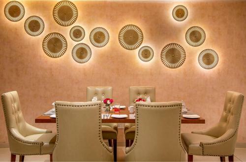 Hotel Sk Lords Eco Inn Ahmedabad