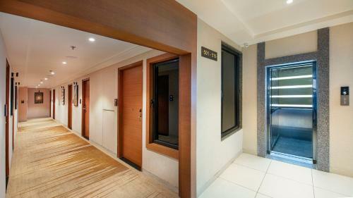 Hotel Sk Lords Eco Inn Ahmedabad