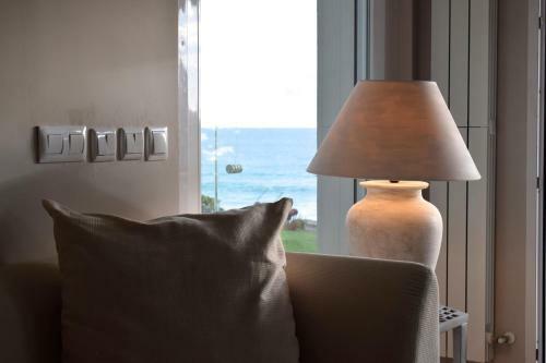 El Mar A La Vista. The Sea In Sight