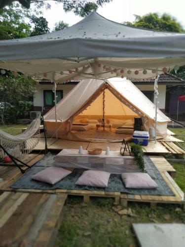 Glamping Resort @ Kranji