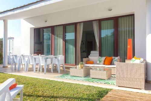Villa Luxury Ocean View 100m From The Beach And Pool !!!