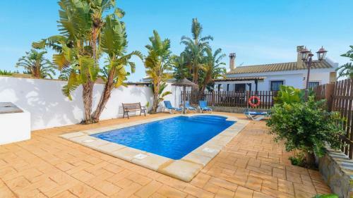 Chalet La Raya Conil de La Frontera By Ruralidays