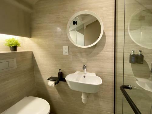 Hotel St Signature Jalan Besar (7 Hours: 9am-4pm)