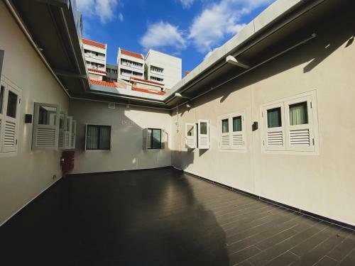 Hotel St Signature Jalan Besar (7 Hours: 9am-4pm)