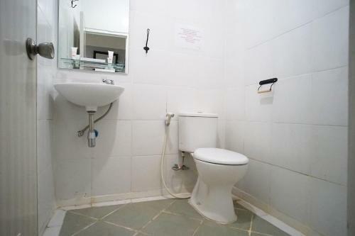 Hotel Reddoorz At Sani Guest House