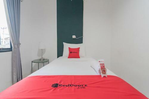 Hotel Reddoorz At Sani Guest House